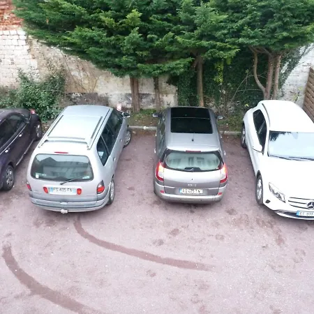 Апартаменты D'eros *